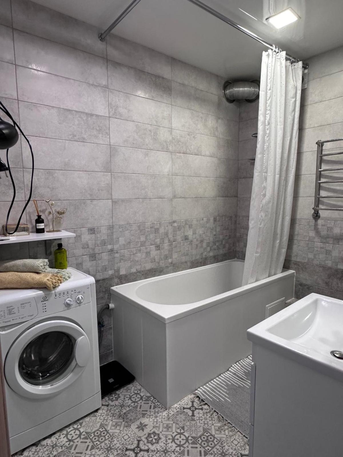 Sisters Apartment Shevchenko Chernihiv Bagian luar foto