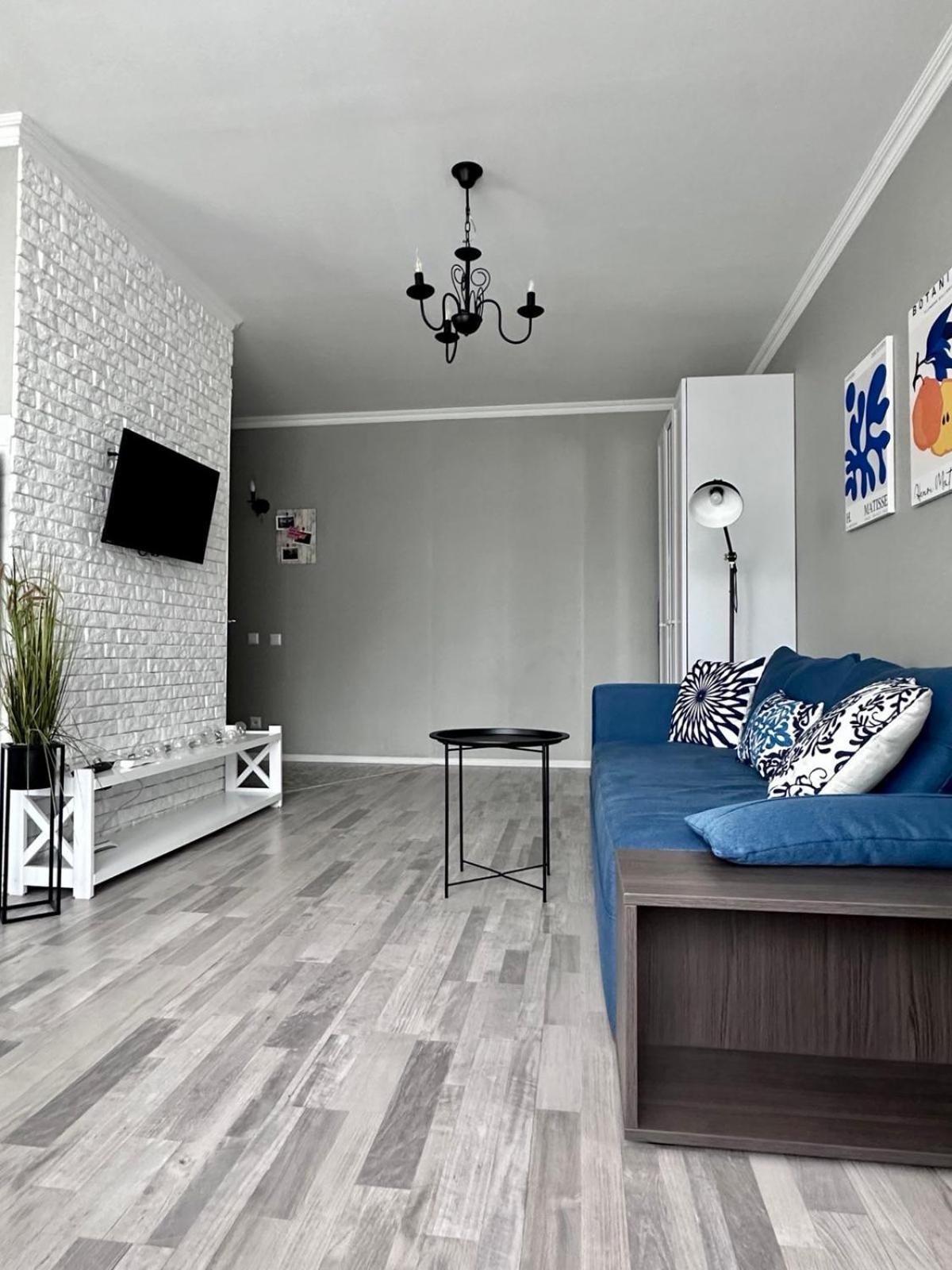 Sisters Apartment Shevchenko Chernihiv Bagian luar foto